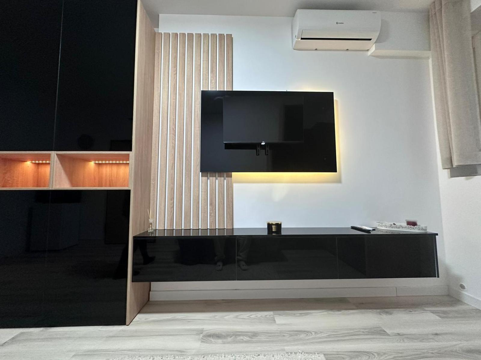 Luxury 1 Bedroom Apartment Bucureşti Ngoại thất bức ảnh